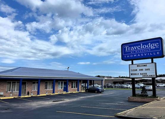 Travelodge by Wyndham Thomasville AL 1