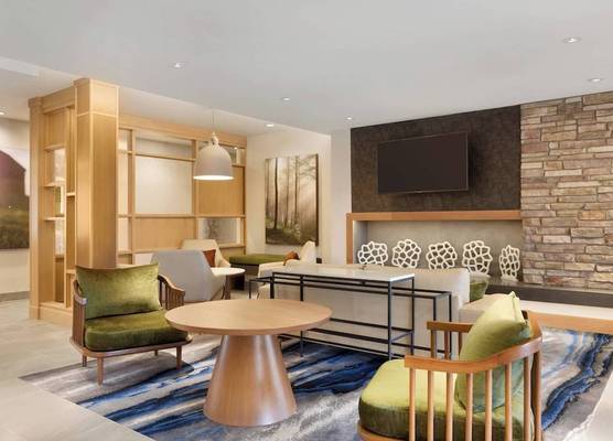 Fairfield by Marriott Inn & Suites Boulder Longmont 1