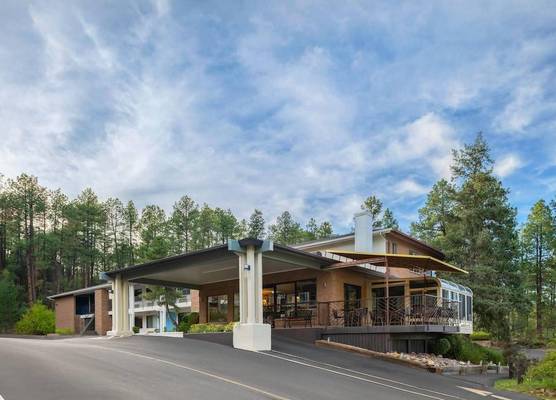 Days Inn by Wyndham Prescott 1
