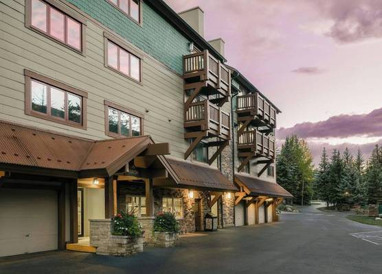 Marriott's StreamSide Birch at Vail 1