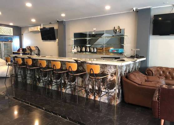 The Freelancer Hotel 1