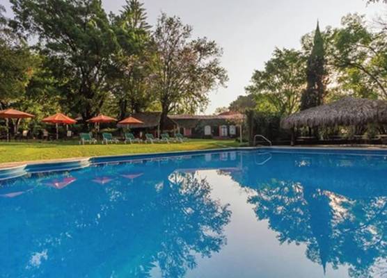 Hotel Racquet Cuernavaca 1