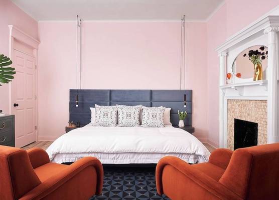 The Neighborhood Hotel - Lincoln Park LP 1
