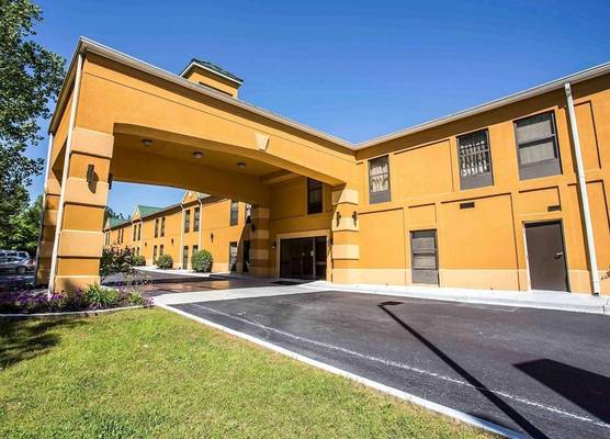 Quality Inn Union US Hwy 176 1