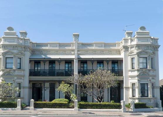 The Lurline Randwick 1