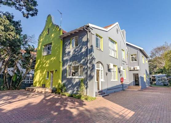 Silver Oaks Boutique Hotel 1