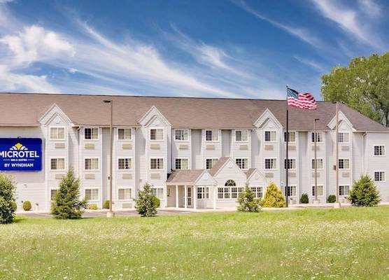 Microtel Inn & Suites by Wyndham Hagerstown by I-81 1