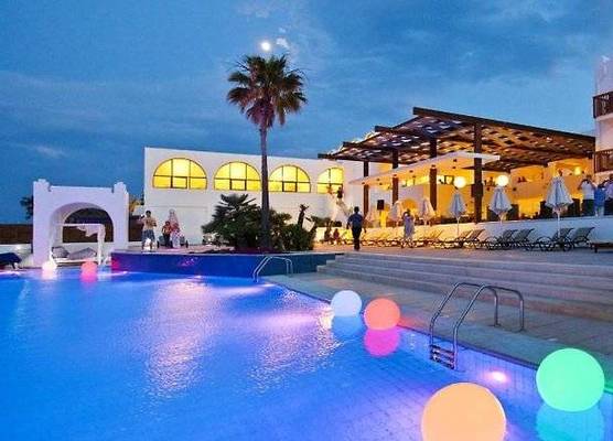 Oceanis Beach & Spa Resort 1
