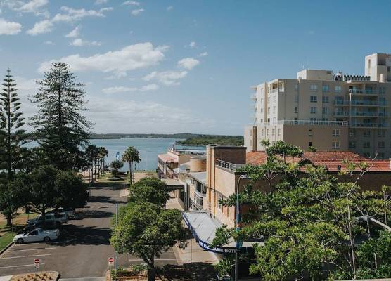 Port Macquarie Hotel 1