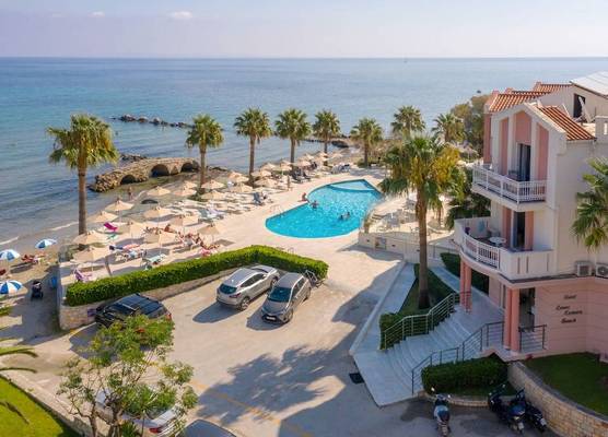Xenos Kamara Beach 1