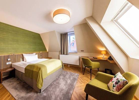 Parkhotel Güldene Berge 1