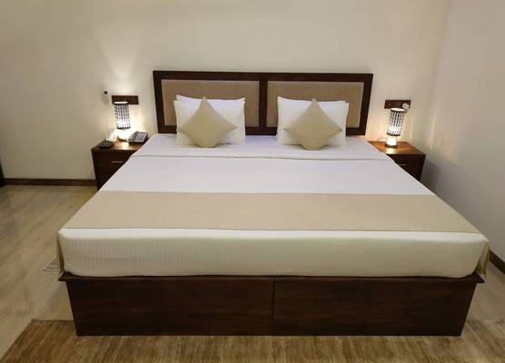 Sigiriya Cashew Palace Resort 1