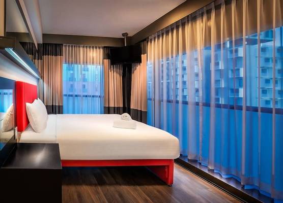 Essence Hotel Carlton 1