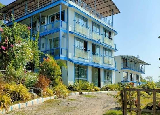 Sea Breeze Beach Resort 1