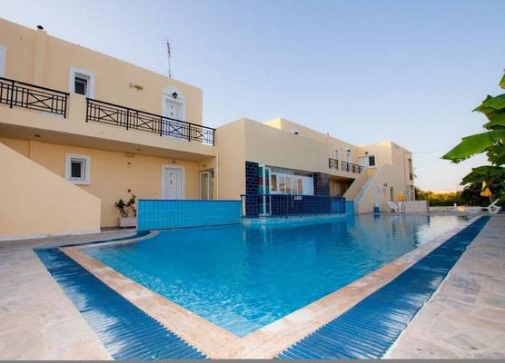 Manine Apartments 1