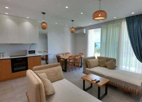 Pinegrove Apartment 1