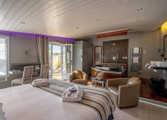 Elégance Suites Hôtel 1