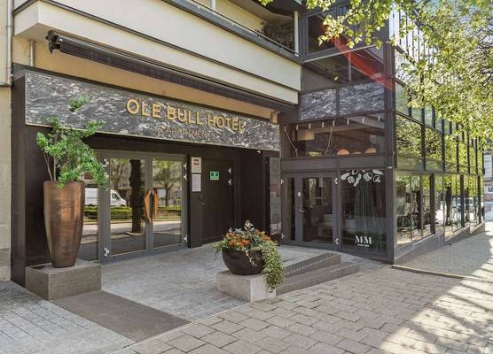 Ole Bull, Best Western Signature Collection 1