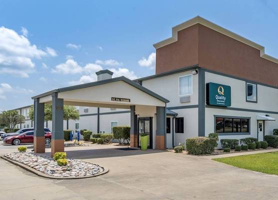 Quality Inn & Suites Demopolis 1