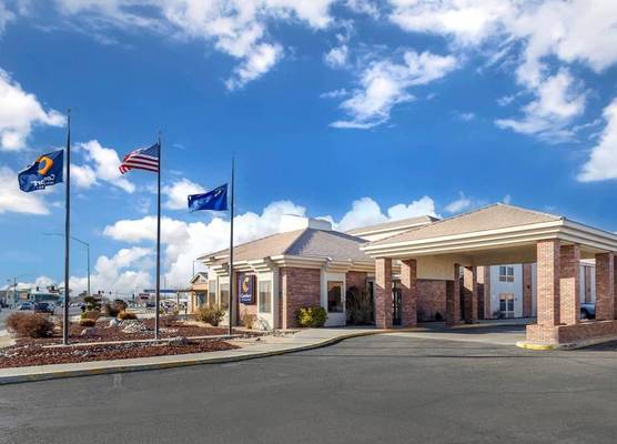 Comfort Inn & Suites Near Fallon Naval Air Station 1