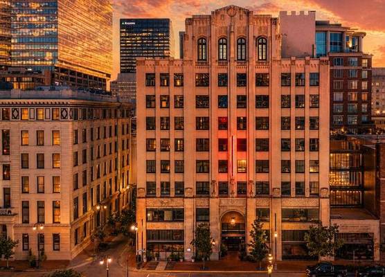The Barnett JDV by Hyatt 1