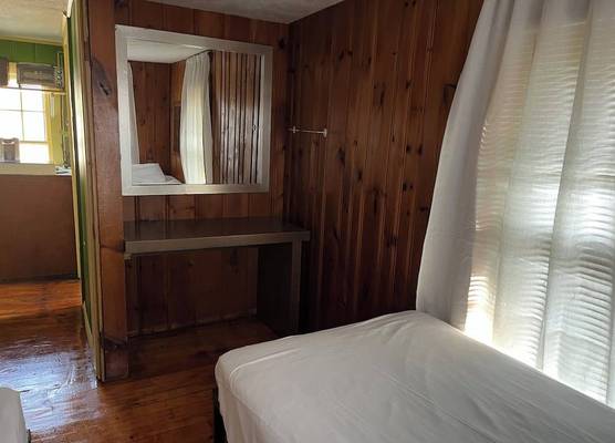 White Mountain Cottages 1