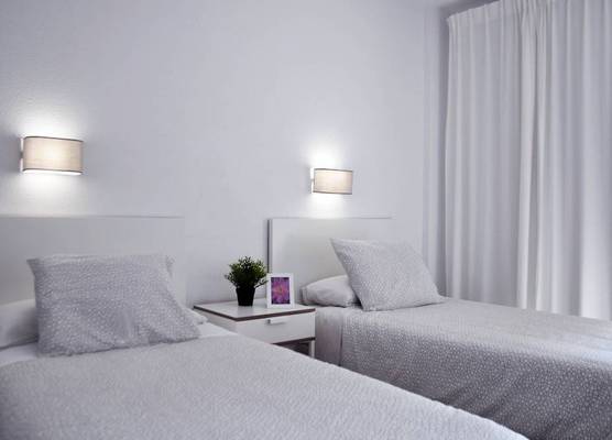 Las Camelias Apartments 1
