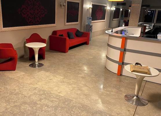 Aderans Hotel 1