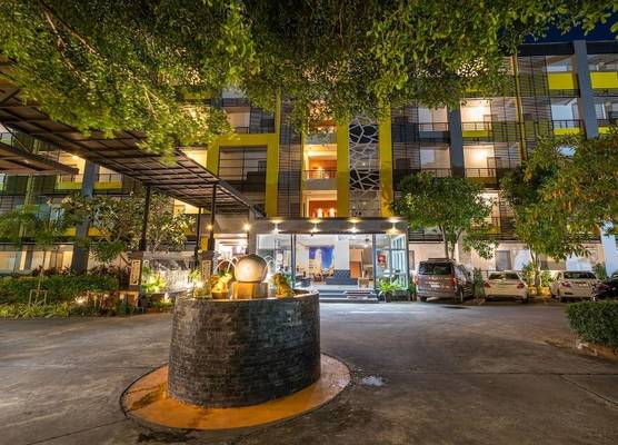 SB Living Place Hotel Phuket Town 1