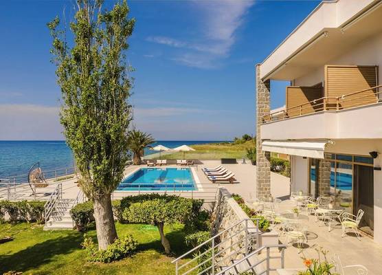 Niki Beach Hotel 1