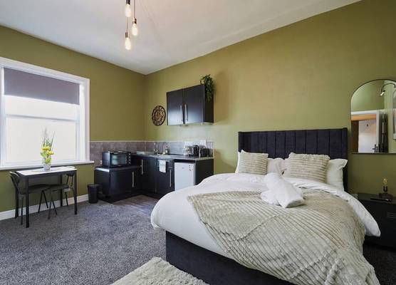 BV Aparthotel Huddersfield Ideal for Business & Leisure Stays 1