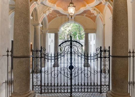 Palazzo Del Carretto-Art Apartments and Guesthouse 1