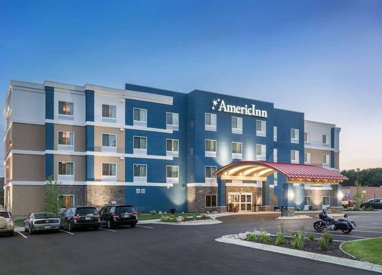 AmericInn by Wyndham Winona 1