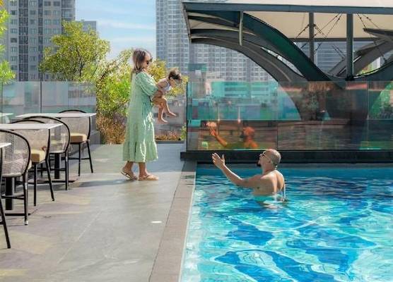 Ramada Plaza by Wyndham Bangkok Sukhumvit 48 1