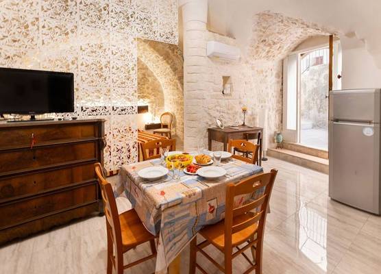 3929 Casa Ferrante by Barbarhouse 1