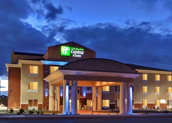 Holiday Inn Express & Suites ALBUQUERQUE AIRPORT by IHG 1