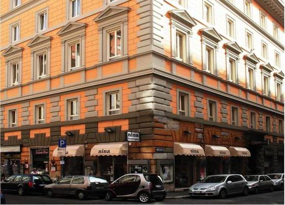Augusta Lucilla Palace 1