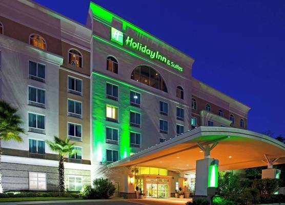 Holiday Inn & Suites OCALA CONFERENCE CENTER by IHG 1