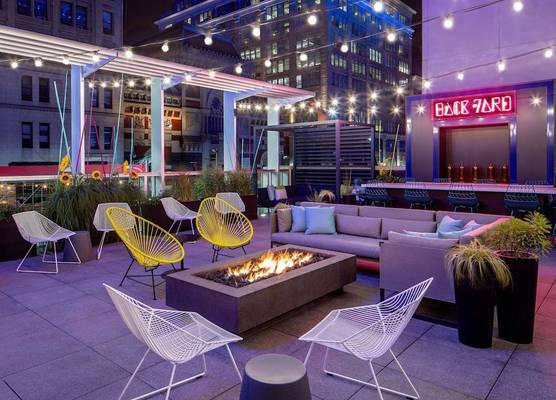 Aloft by Marriott Philadelphia Downtown 1