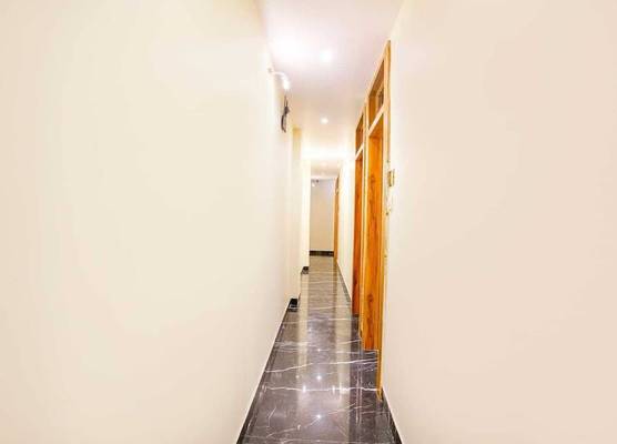 Hotel Emirates Suite 1