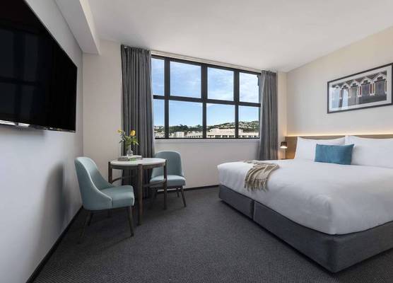 Oaks Wellington Hotel 1