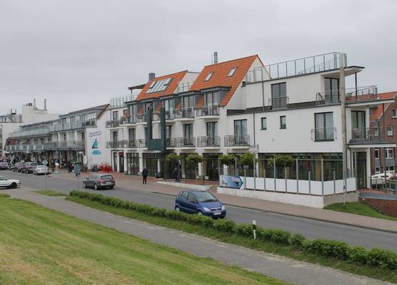 Vier Jahreszeiten Bensersiel 1