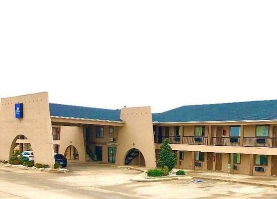 Americas Best Value Inn Yukon 1
