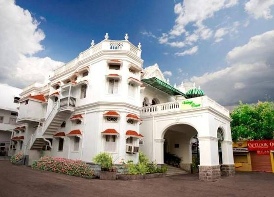 Taj Mahal Hotel Abids 1