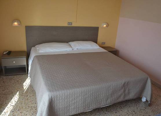 Hotel Britta 1