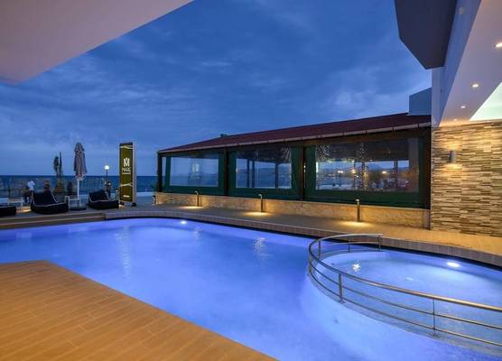Mare Boutique - Adults Only 1