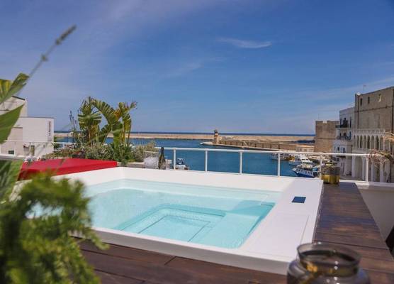 AL CONSOLE LUXURY SUITE 1
