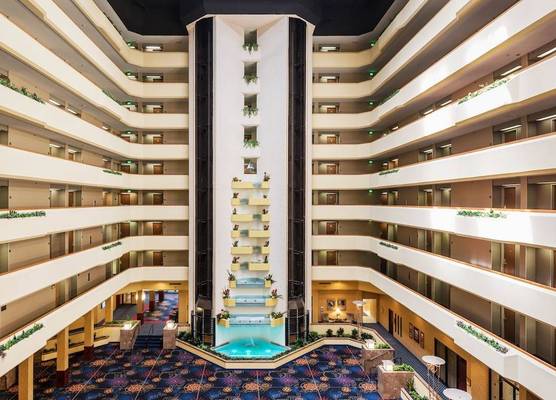 Capitol Plaza Hotel Jefferson City 1
