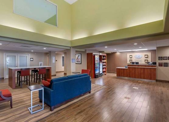 Comfort Suites Marysville-Yuba City 1