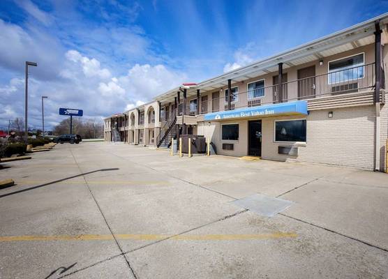 Americas Best Value Inn-Celina 1